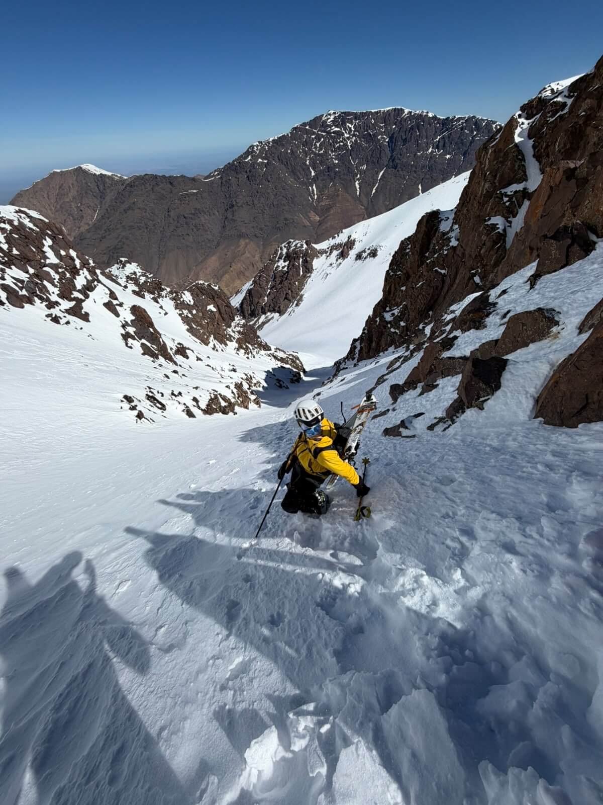Ski couloir terrain on Tsoukkine